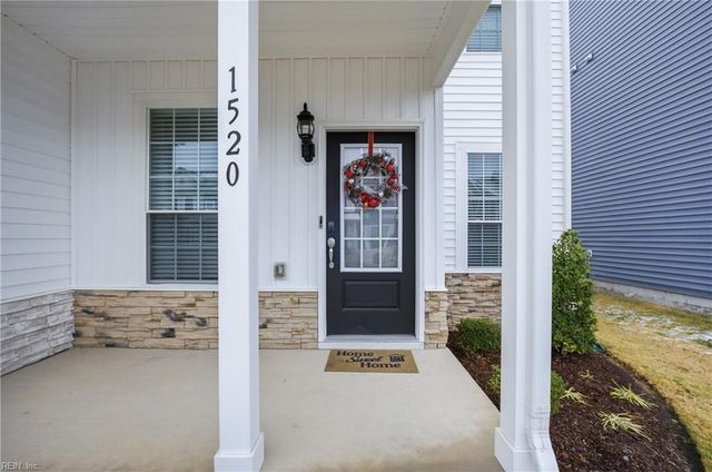 1520 Auckland CT, Newport News, VA 23608