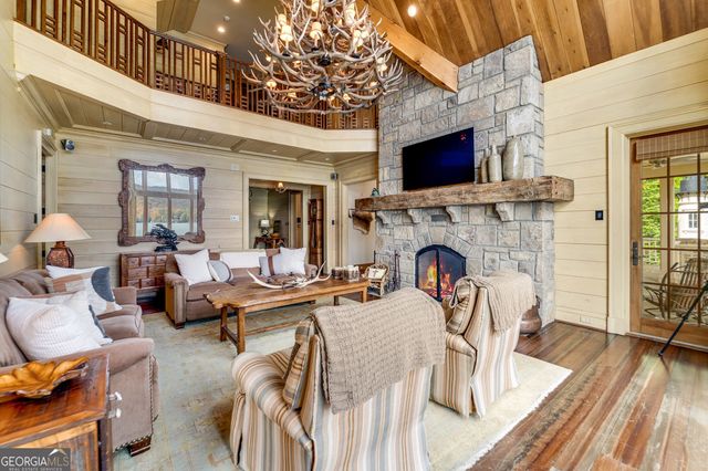 38 Sourwood Trail, Clarkesville, GA 30523