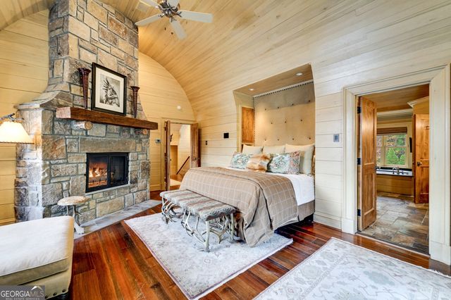 38 Sourwood Trail, Clarkesville, GA 30523