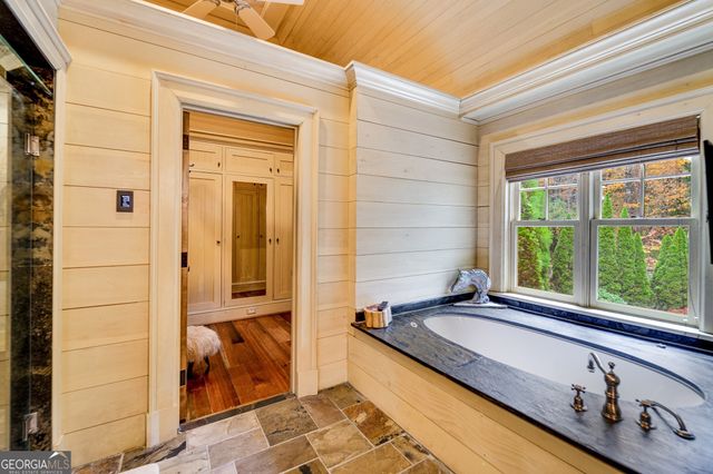 38 Sourwood Trail, Clarkesville, GA 30523