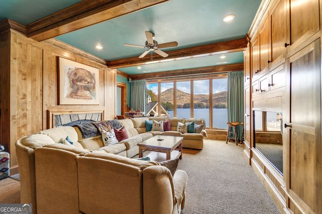 38 Sourwood Trail, Clarkesville, GA 30523