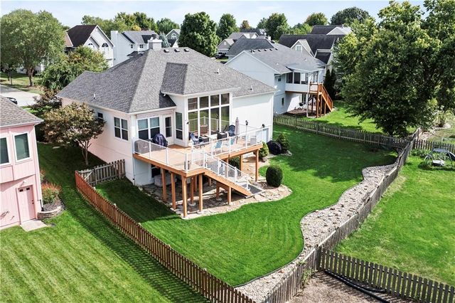 3912 SW Chatham Drive, Lee's Summit, MO 64082