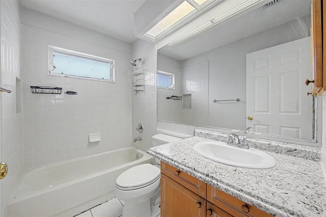 4332 SWIFT CIRCLE, Valrico, FL 33596