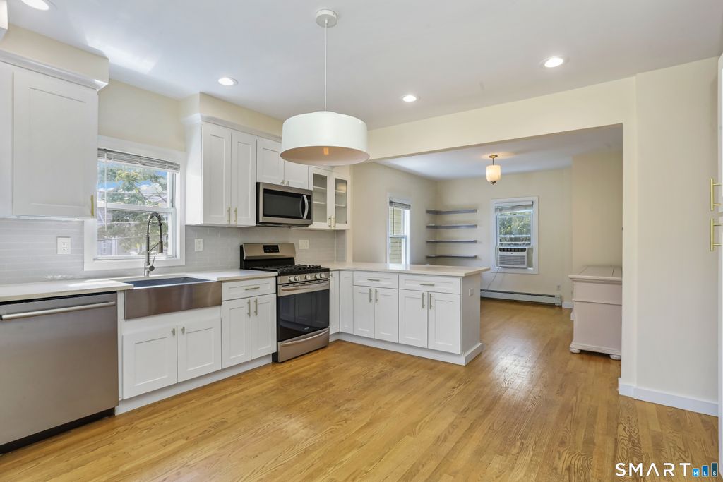 12 Arther Street 1, Greenwich, CT 06831