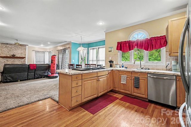 648 Landsdown Court, Fort Mill, SC 29708
