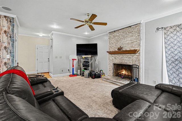 648 Landsdown Court, Fort Mill, SC 29708