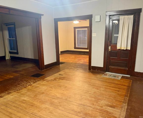 128 W Summit Street, Delphi, IN 46923