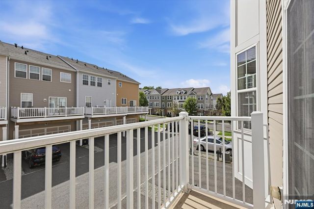 11 Wesmont Drive, Wood Ridge, NJ 07075