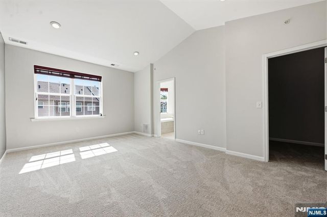 11 Wesmont Drive, Wood Ridge, NJ 07075