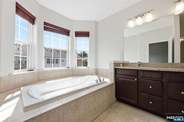 11 Wesmont Drive, Wood Ridge, NJ 07075