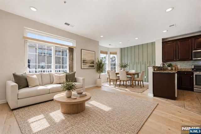 11 Wesmont Drive, Wood Ridge, NJ 07075