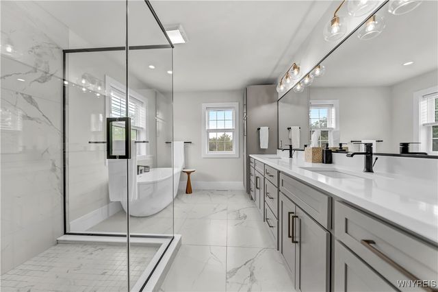 4480 Boncrest West, Clarence, NY 14031