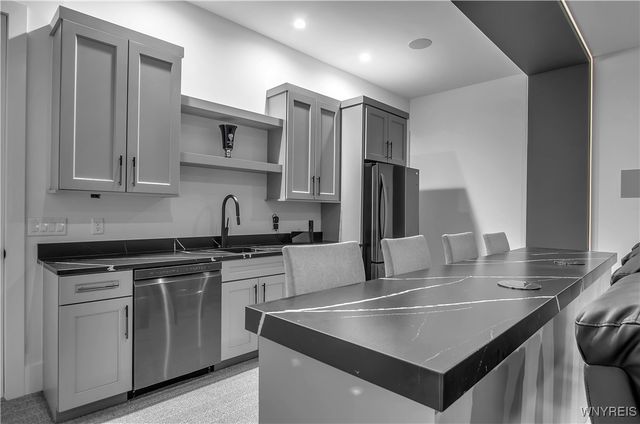 4480 Boncrest West, Clarence, NY 14031