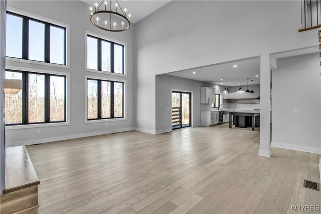 4480 Boncrest West, Clarence, NY 14031