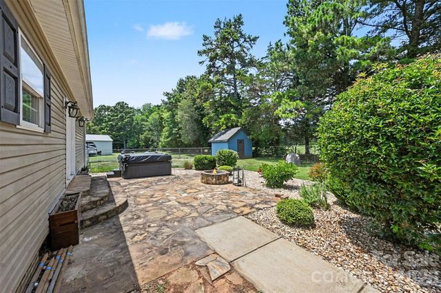 510 Grace Church Lane, Belmont, NC 28012