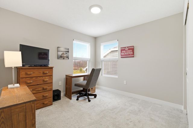 2702 Fieldwin Drive, Blacklick, OH 43004