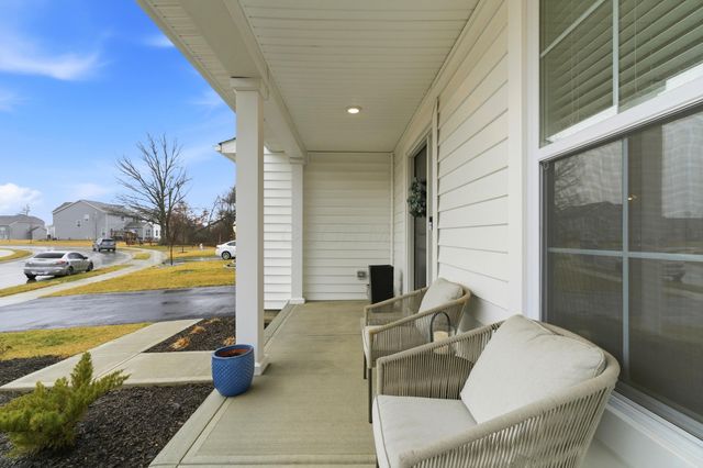 2702 Fieldwin Drive, Blacklick, OH 43004