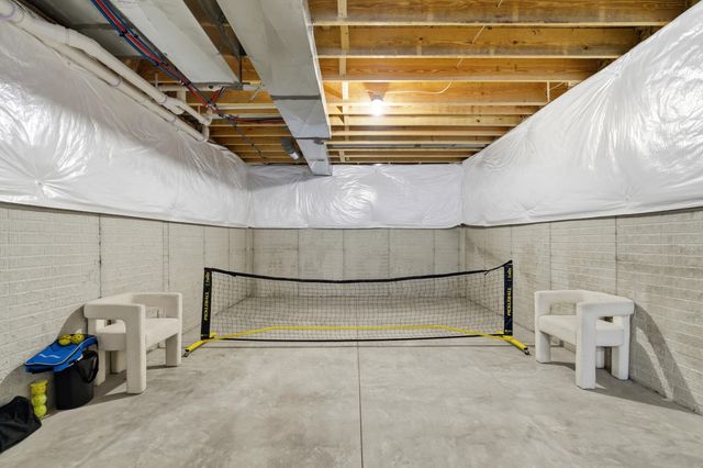 2702 Fieldwin Drive, Blacklick, OH 43004