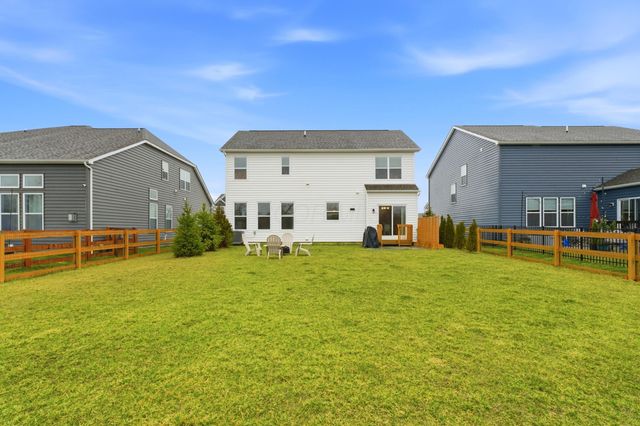 2702 Fieldwin Drive, Blacklick, OH 43004