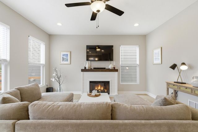 2702 Fieldwin Drive, Blacklick, OH 43004