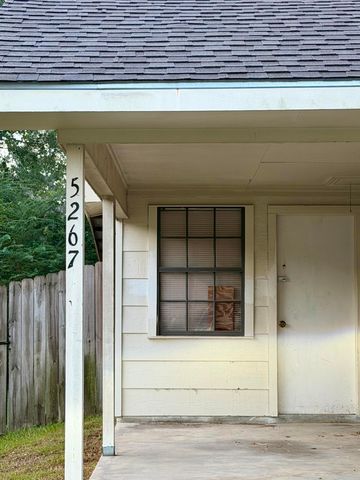 5276 Carla St, Deridder, LA 70634