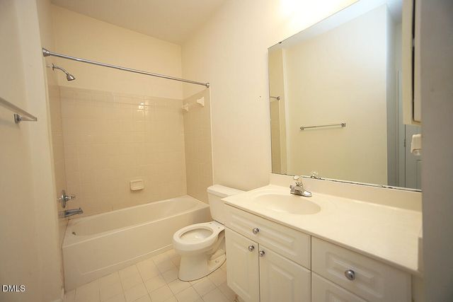 3161 Hemlock Forest Circle 101, Raleigh, NC 27612