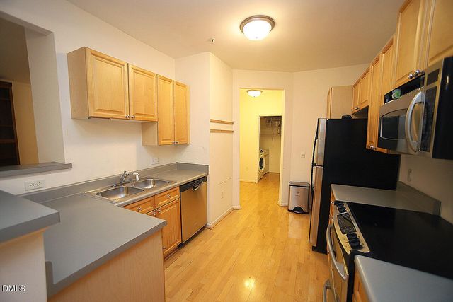 3161 Hemlock Forest Circle 101, Raleigh, NC 27612