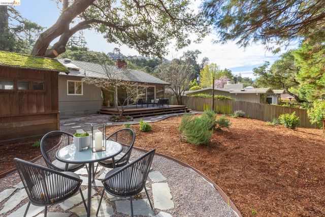 5914 Thornhill Drive, Oakland, CA 94611