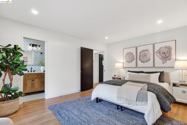 5914 Thornhill Drive, Oakland, CA 94611