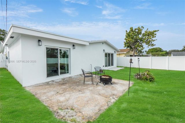 461 SW 1st St 461, Boca Raton, FL 33432