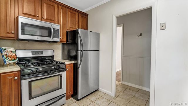 11 Nova Road, Bayville, NY 11709