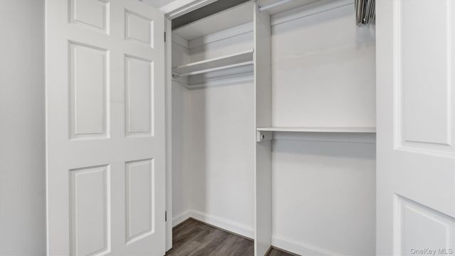 11 Nova Road, Bayville, NY 11709