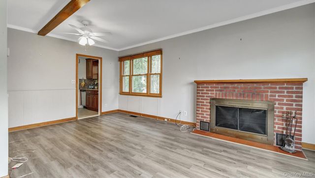 11 Nova Road, Bayville, NY 11709