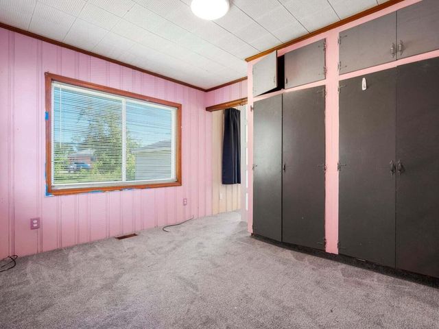 25616 Hoffmeyer Street, Roseville City, MI 48066