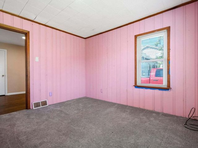 25616 Hoffmeyer Street, Roseville City, MI 48066