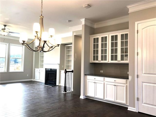 521 Headwind Way, Alpharetta, GA 30005