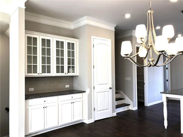 521 Headwind Way, Alpharetta, GA 30005