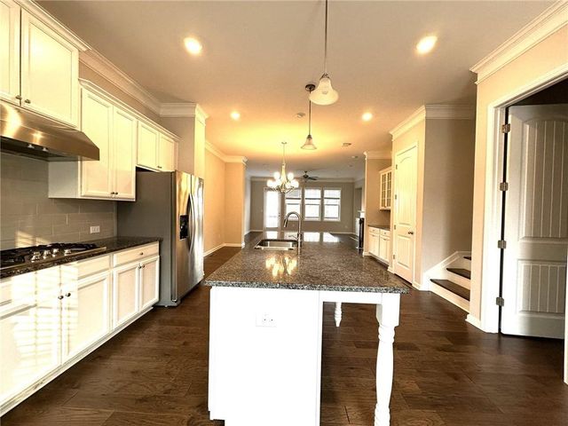 521 Headwind Way, Alpharetta, GA 30005