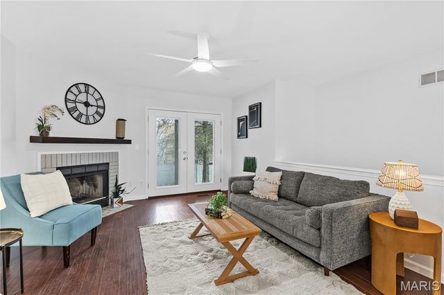 1058 Sugar Creek Court 4, St Peters, MO 63376
