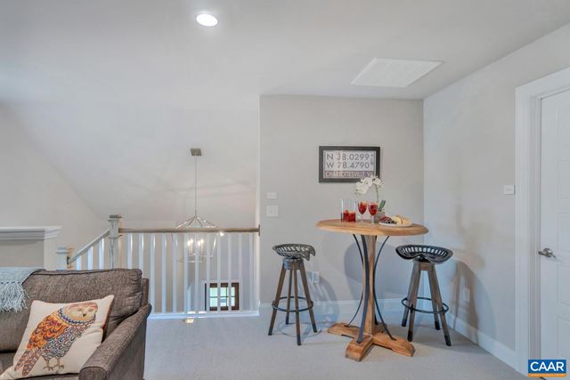 8 DeCERBO TERR, Charlottesville, VA 22901