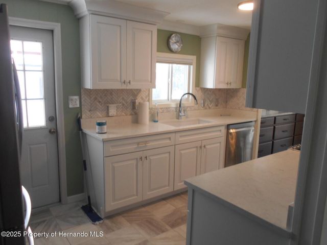 14290 Rialto Avenue, Brooksville, FL 34613