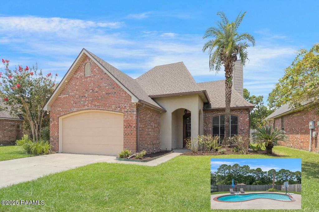 120 Cedar Hills Drive, Youngsville, LA 70592