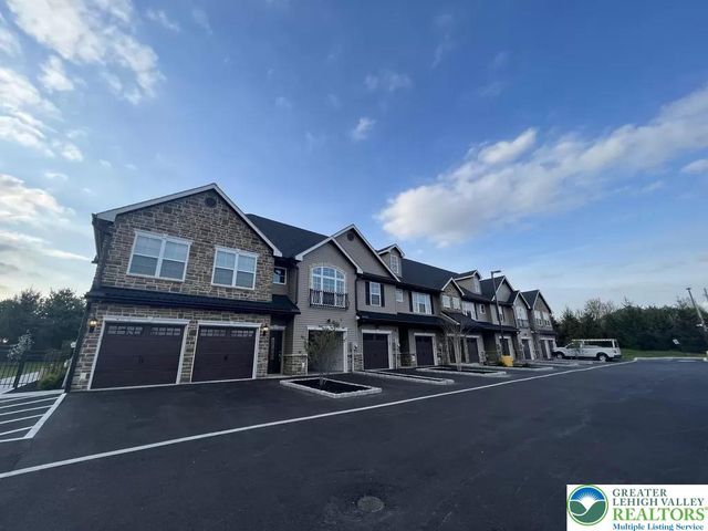 1047 Cetronia Road 3, Upper Macungie Twp, PA 18031