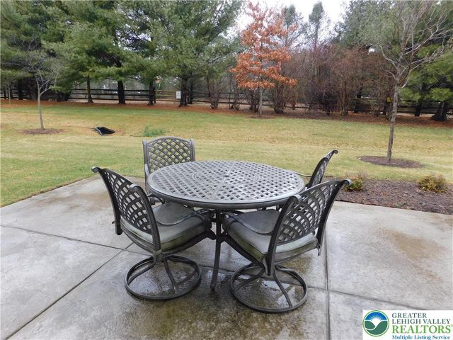 1047 Cetronia Road 3, Upper Macungie Twp, PA 18031