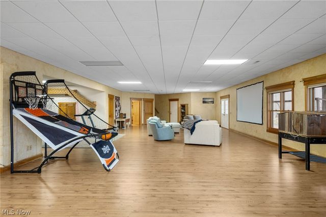 9419 Robinson Road, Chardon, OH 44024