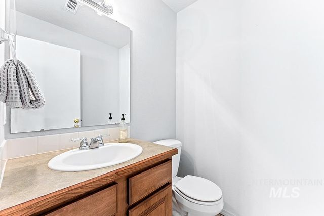 9563 W Weir Hollis Dr., Boise, ID 83709