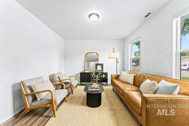 9563 W Weir Hollis Dr., Boise, ID 83709