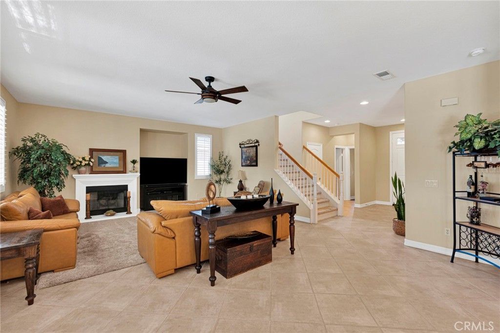 Image 13 of property listing at 23676 Angel, Murrieta, CA 92562