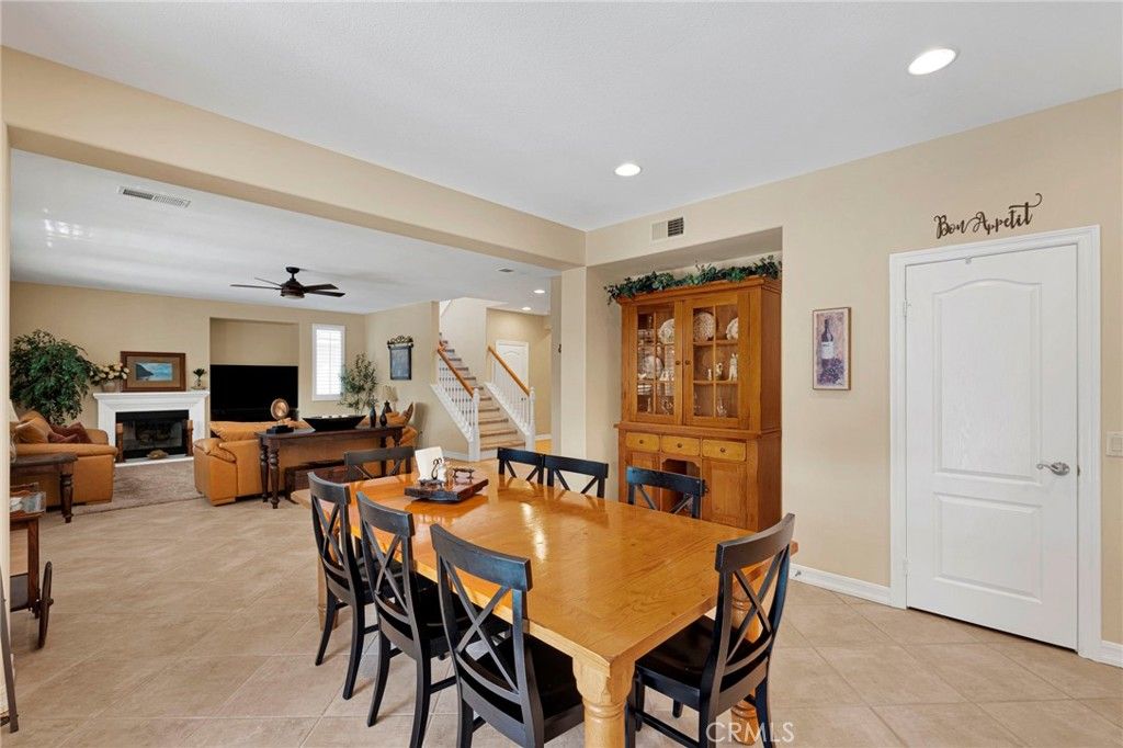 Image 17 of property listing at 23676 Angel, Murrieta, CA 92562