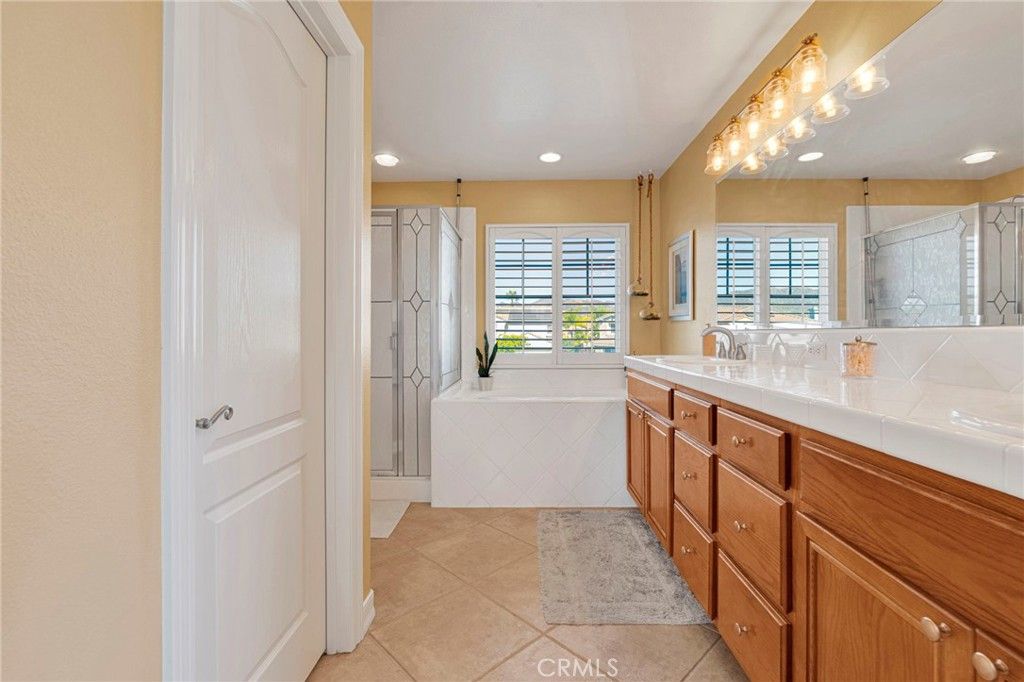 Image 39 of property listing at 23676 Angel, Murrieta, CA 92562